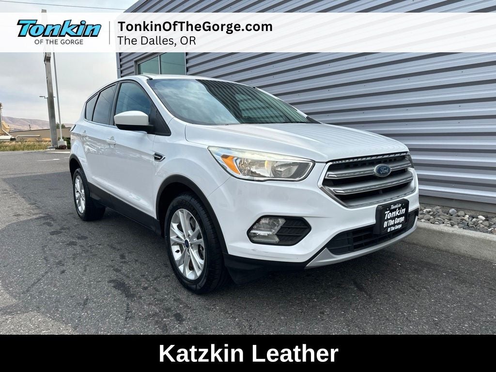 2017 Ford Escape SE in Oxford White — front three-quarter view